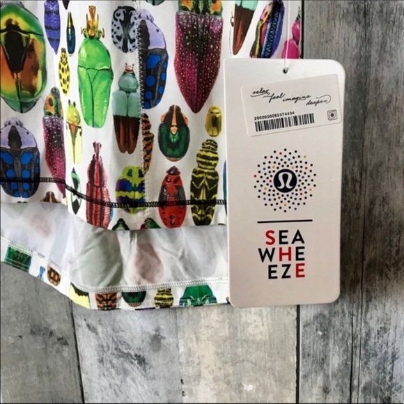 Lululemon 2015 Seaweeze Bugs Lightened Up Singlet - Picture 3 of 8